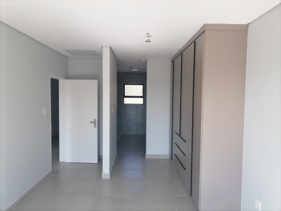 3 Bedroom Property for Sale in Raslouw Gauteng