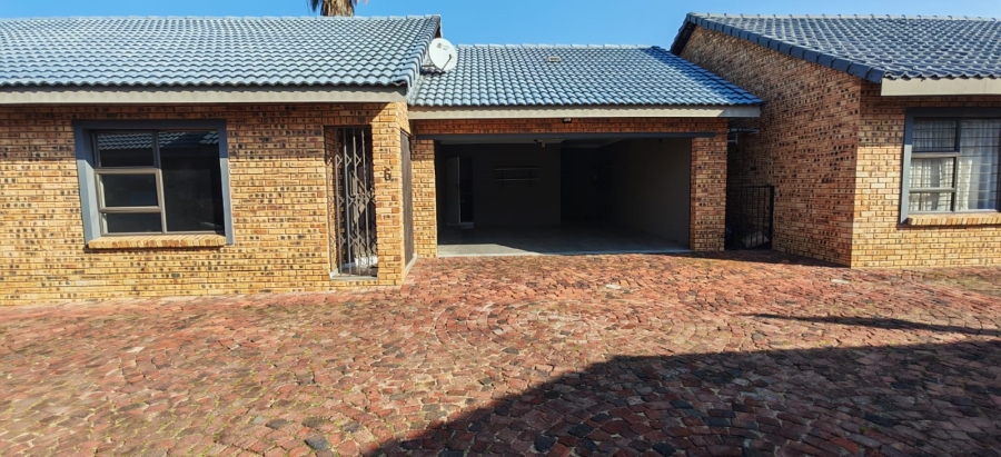 3 Bedroom Property for Sale in Brackenhurst Gauteng