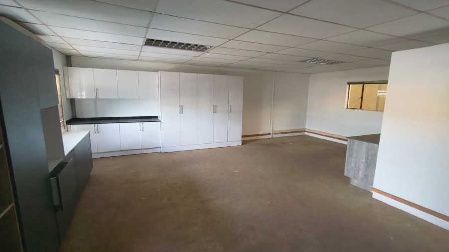 To Let Commercial Property for Rent in Hennopspark Gauteng
