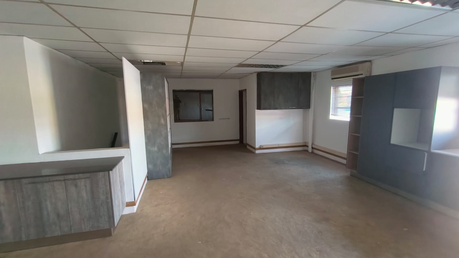 To Let Commercial Property for Rent in Hennopspark Gauteng