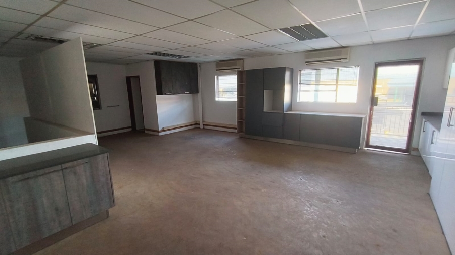 To Let Commercial Property for Rent in Hennopspark Gauteng