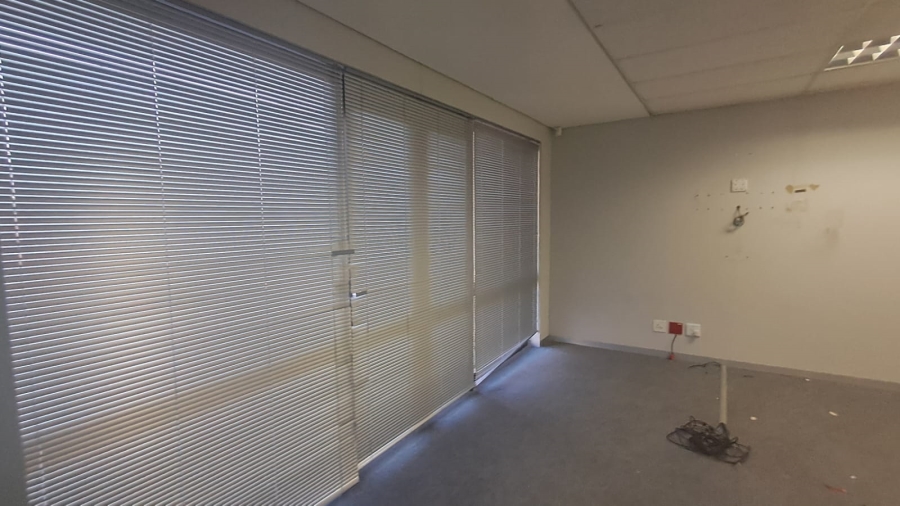To Let Commercial Property for Rent in Southdowns Estate Gauteng