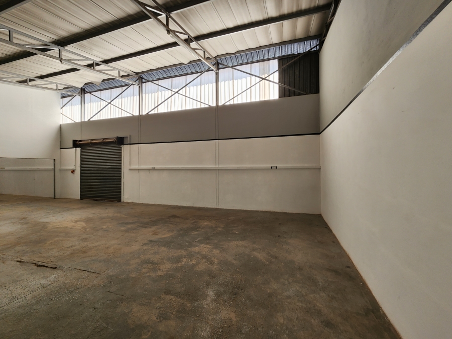 To Let Commercial Property for Rent in Koedoespoort Industrial Gauteng