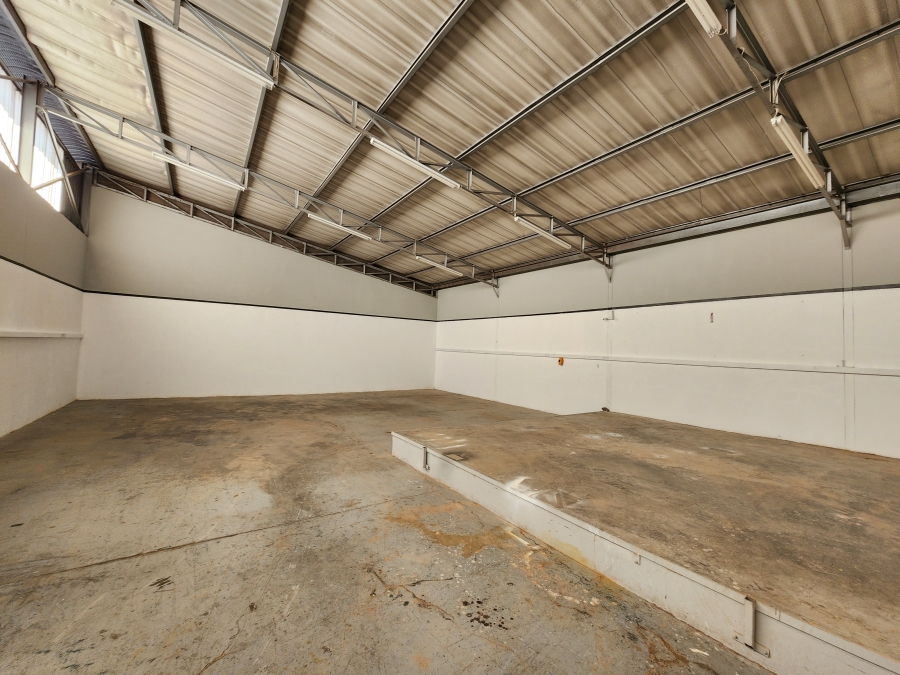 To Let Commercial Property for Rent in Koedoespoort Industrial Gauteng