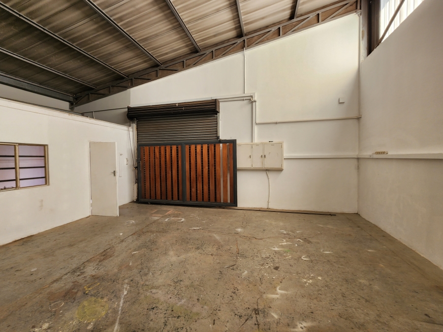 To Let Commercial Property for Rent in Koedoespoort Industrial Gauteng