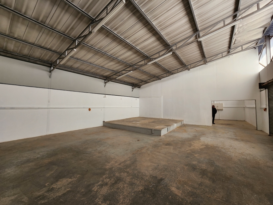 To Let Commercial Property for Rent in Koedoespoort Industrial Gauteng