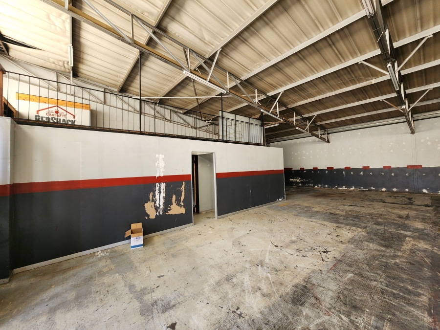 To Let Commercial Property for Rent in Koedoespoort Industrial Gauteng