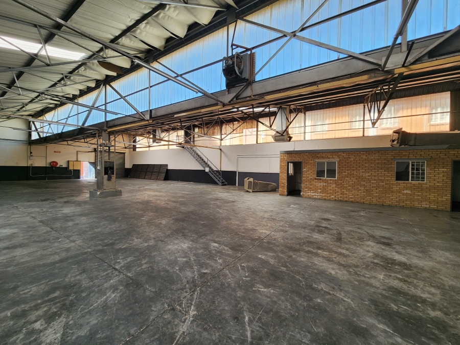 To Let Commercial Property for Rent in Koedoespoort Industrial Gauteng