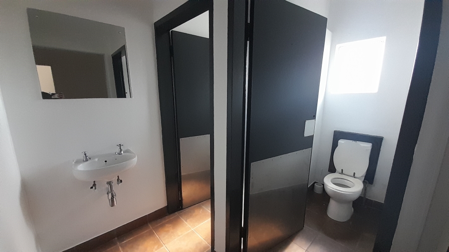 To Let Commercial Property for Rent in Moreleta Park Gauteng