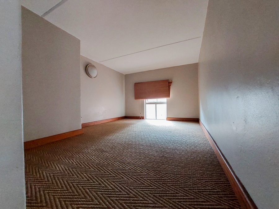 1 Bedroom Property for Sale in Houghton Estate Gauteng