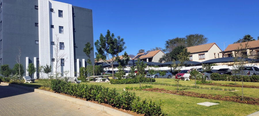1 Bedroom Property for Sale in Carlswald Gauteng