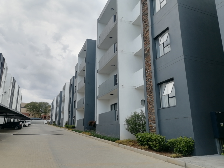 1 Bedroom Property for Sale in Carlswald Gauteng