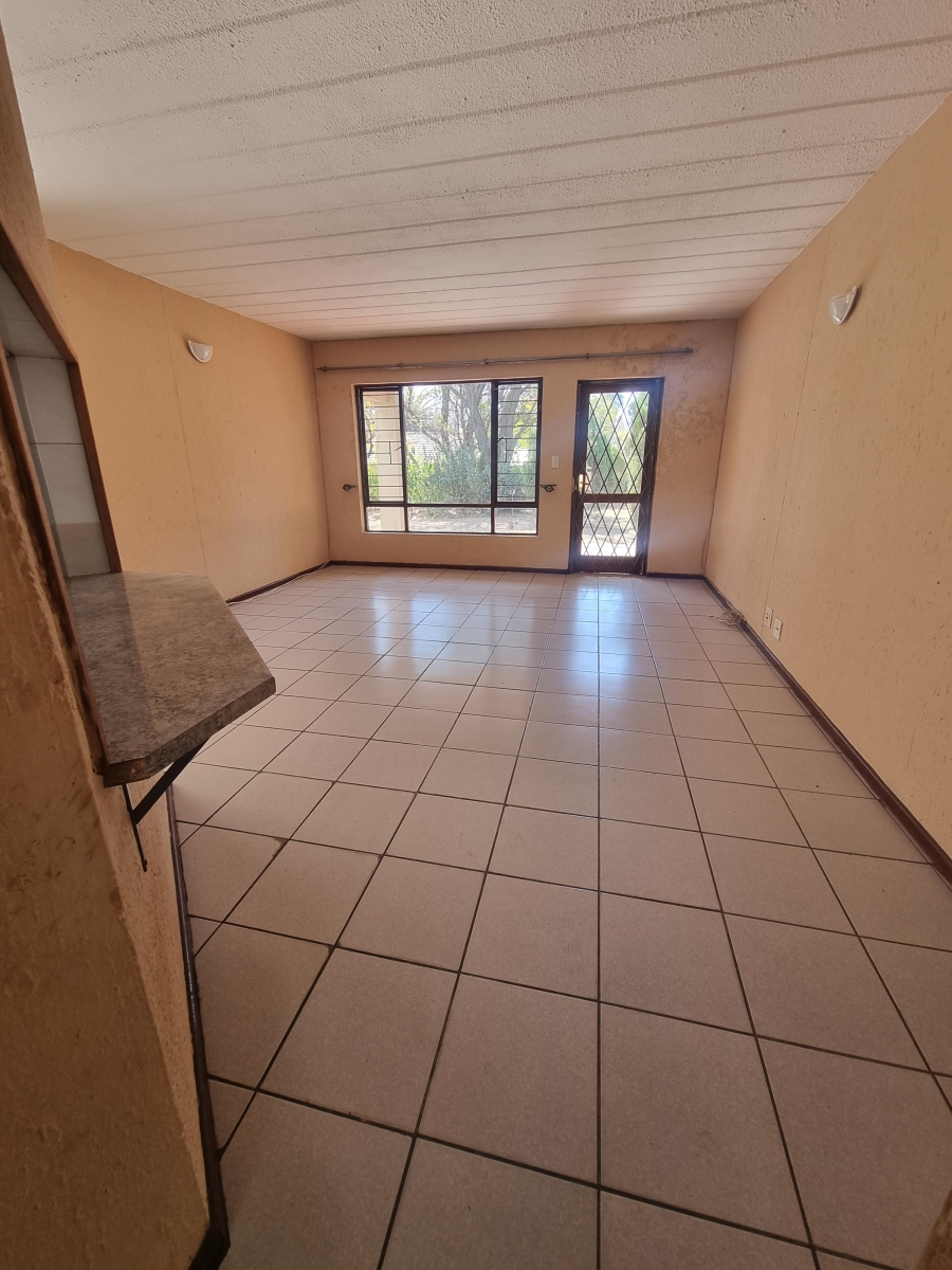 To Let 3 Bedroom Property for Rent in Bloubosrand Gauteng