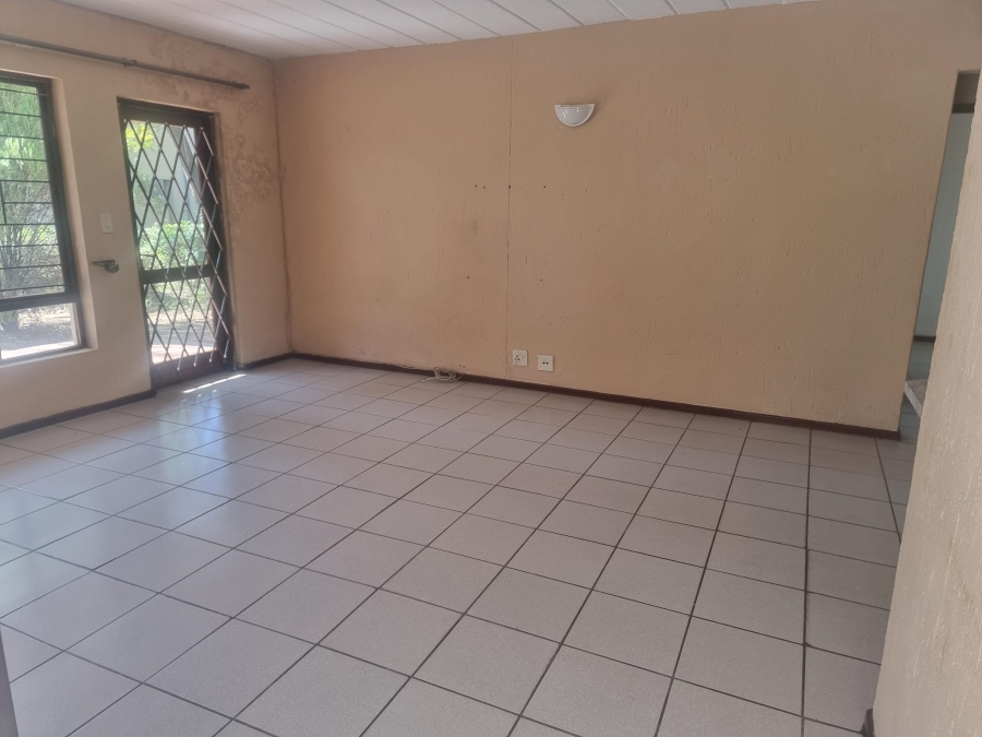 To Let 3 Bedroom Property for Rent in Bloubosrand Gauteng