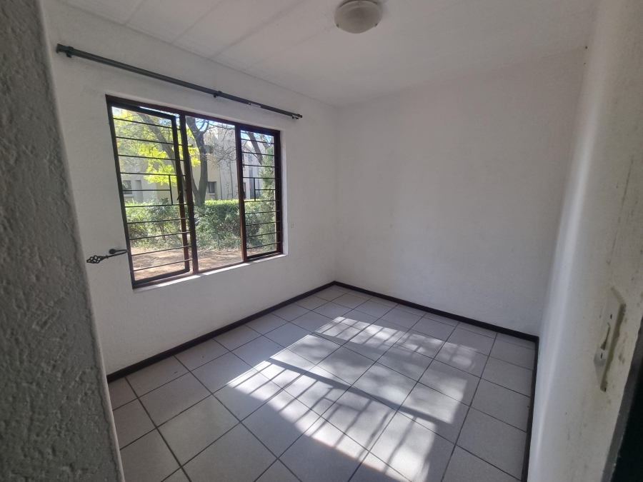 To Let 3 Bedroom Property for Rent in Bloubosrand Gauteng