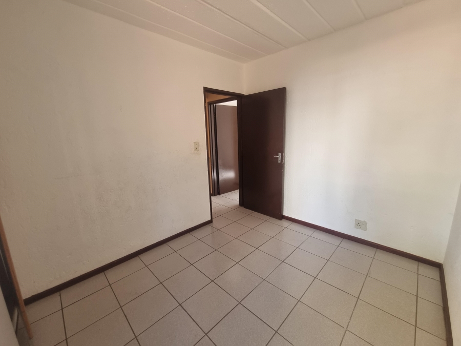 To Let 3 Bedroom Property for Rent in Bloubosrand Gauteng