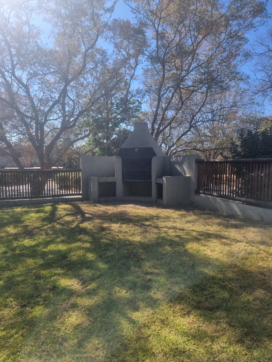 To Let 3 Bedroom Property for Rent in Bloubosrand Gauteng