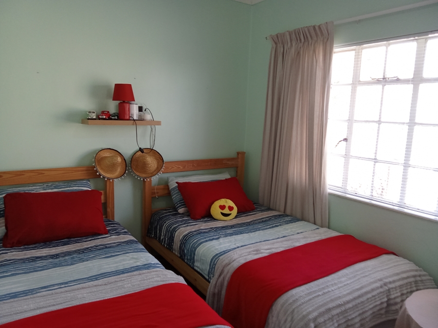 2 Bedroom Property for Sale in Helderkruin Gauteng