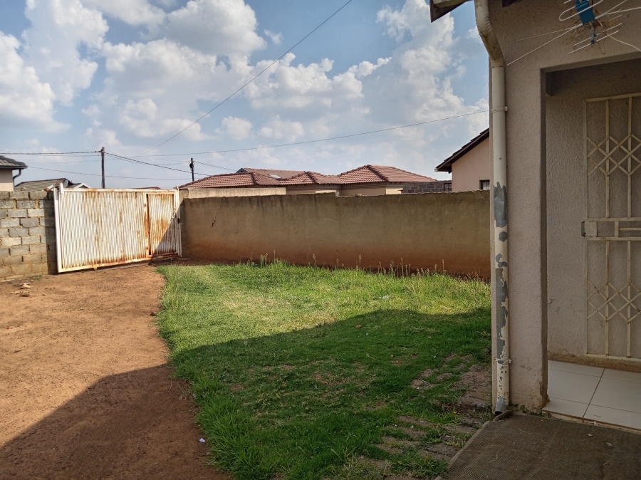 2 Bedroom Property for Sale in Bram Fischerville Gauteng