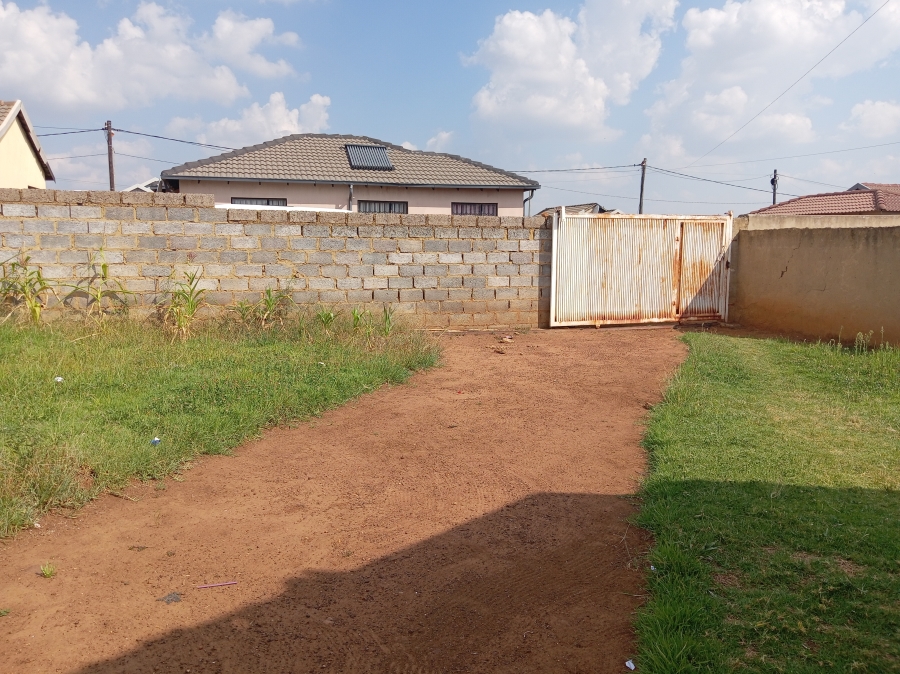 2 Bedroom Property for Sale in Bram Fischerville Gauteng