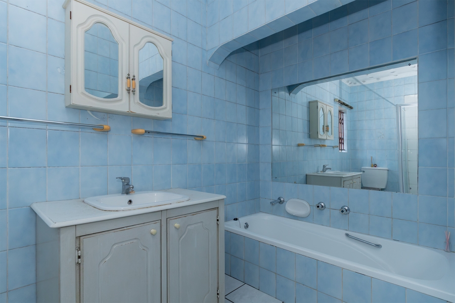 5 Bedroom Property for Sale in Norkem Park Gauteng