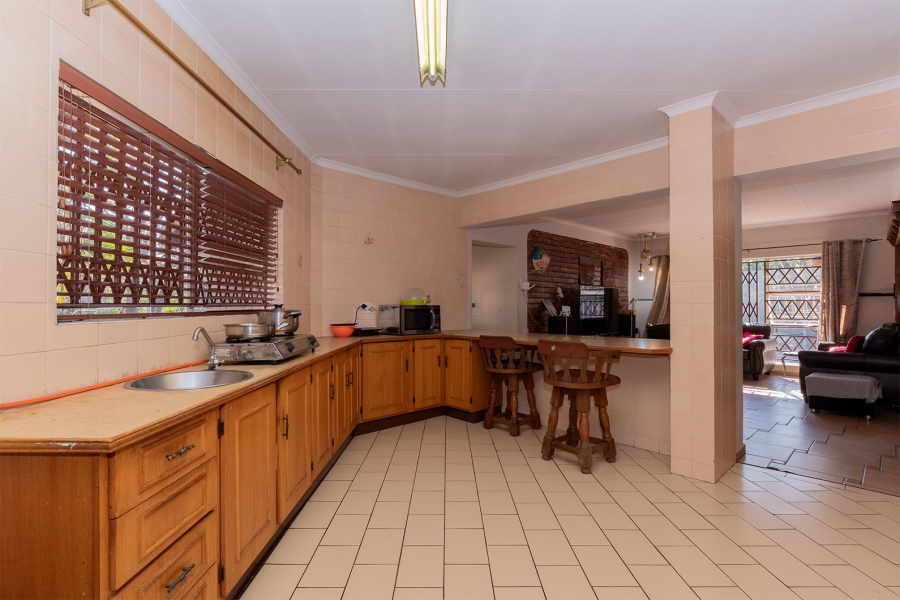 5 Bedroom Property for Sale in Norkem Park Gauteng
