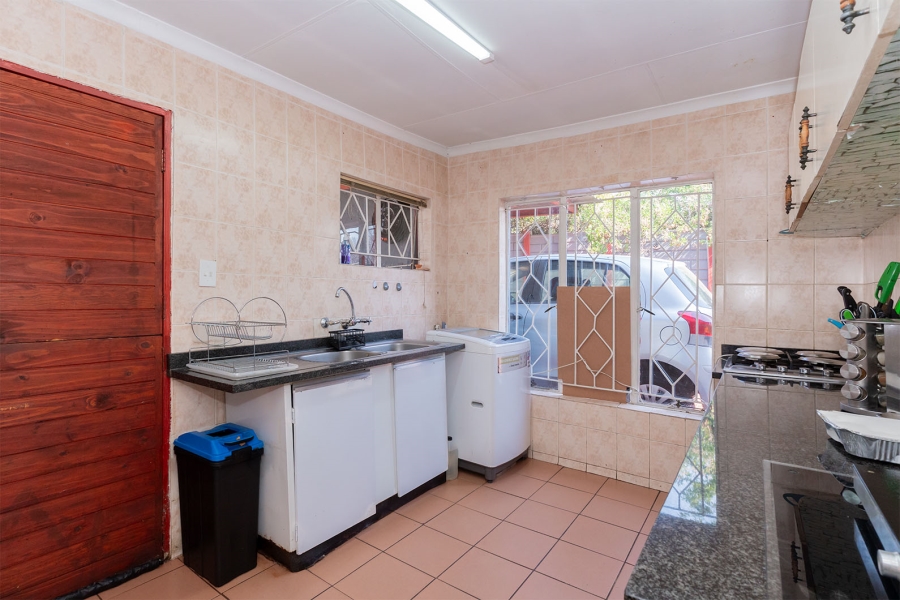 3 Bedroom Property for Sale in Bramley Gauteng