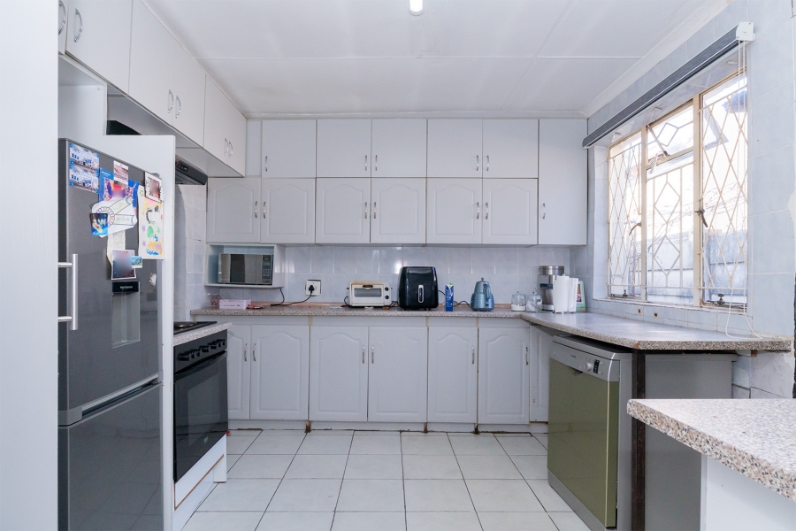 3 Bedroom Property for Sale in Bramley Gauteng