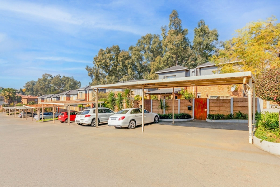 2 Bedroom Property for Sale in Bellairspark Gauteng