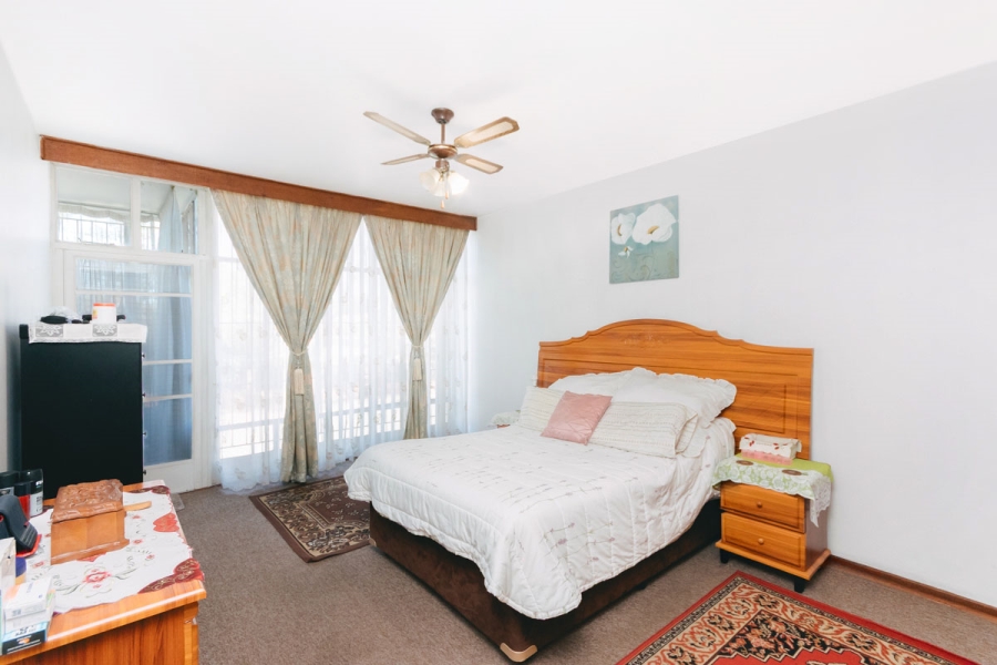 2 Bedroom Property for Sale in Florida Park Gauteng