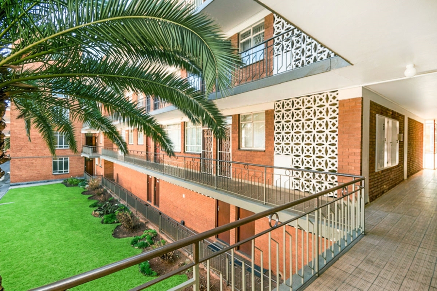 2 Bedroom Property for Sale in Florida Park Gauteng