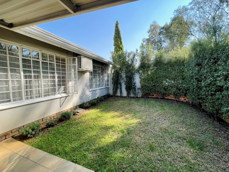 2 Bedroom Property for Sale in Bryanston Gauteng