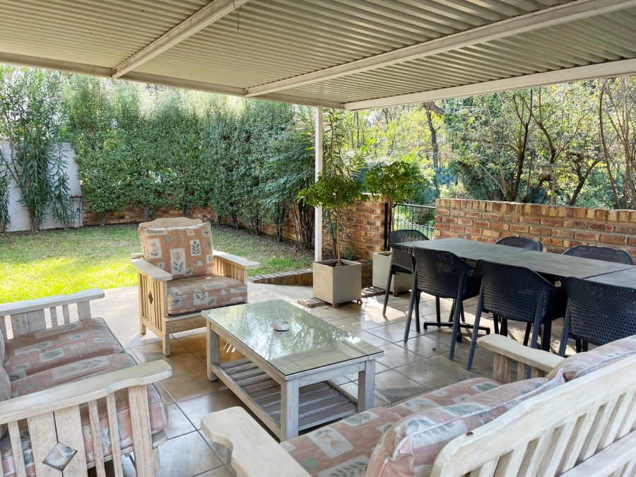 2 Bedroom Property for Sale in Bryanston Gauteng