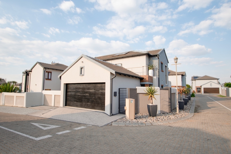 3 Bedroom Property for Sale in Montana Park Gauteng