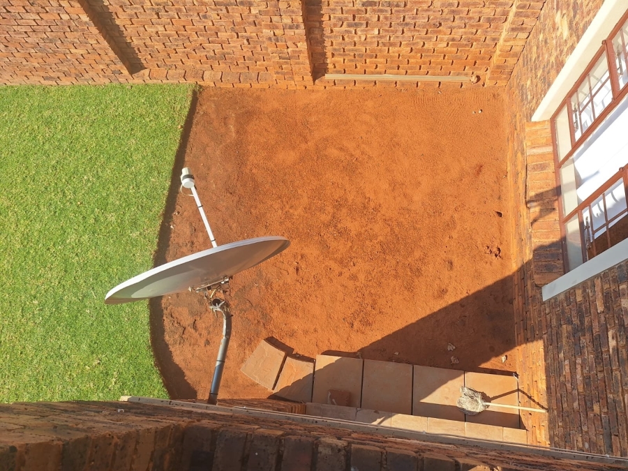 2 Bedroom Property for Sale in Montana Gauteng