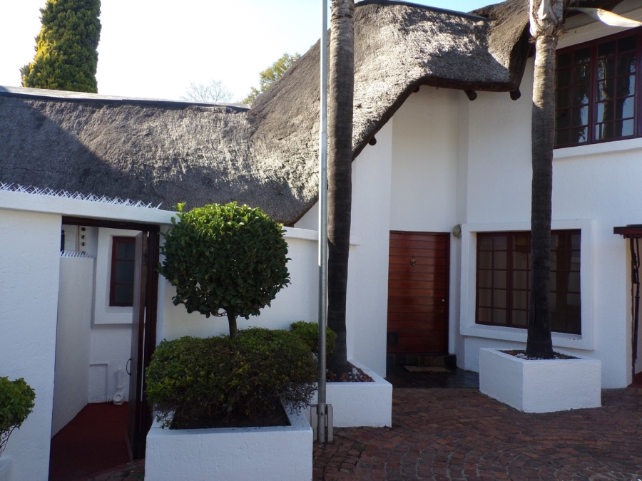 To Let 4 Bedroom Property for Rent in Erasmuskloof Gauteng