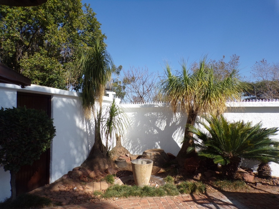 To Let 4 Bedroom Property for Rent in Erasmuskloof Gauteng