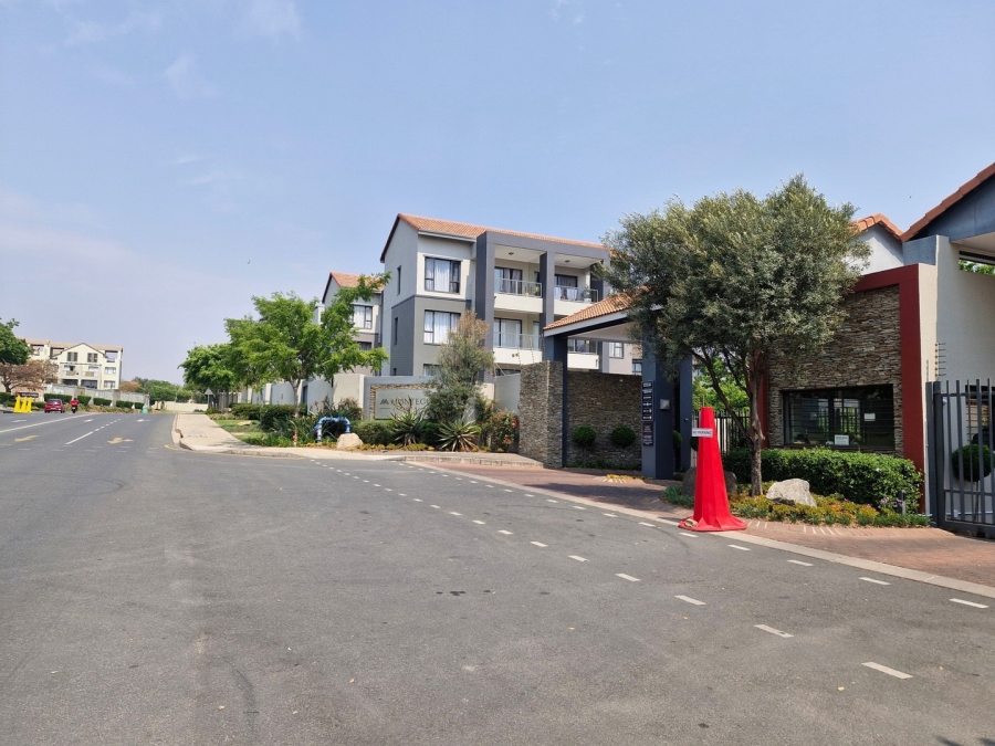 3 Bedroom Property for Sale in Lonehill Gauteng