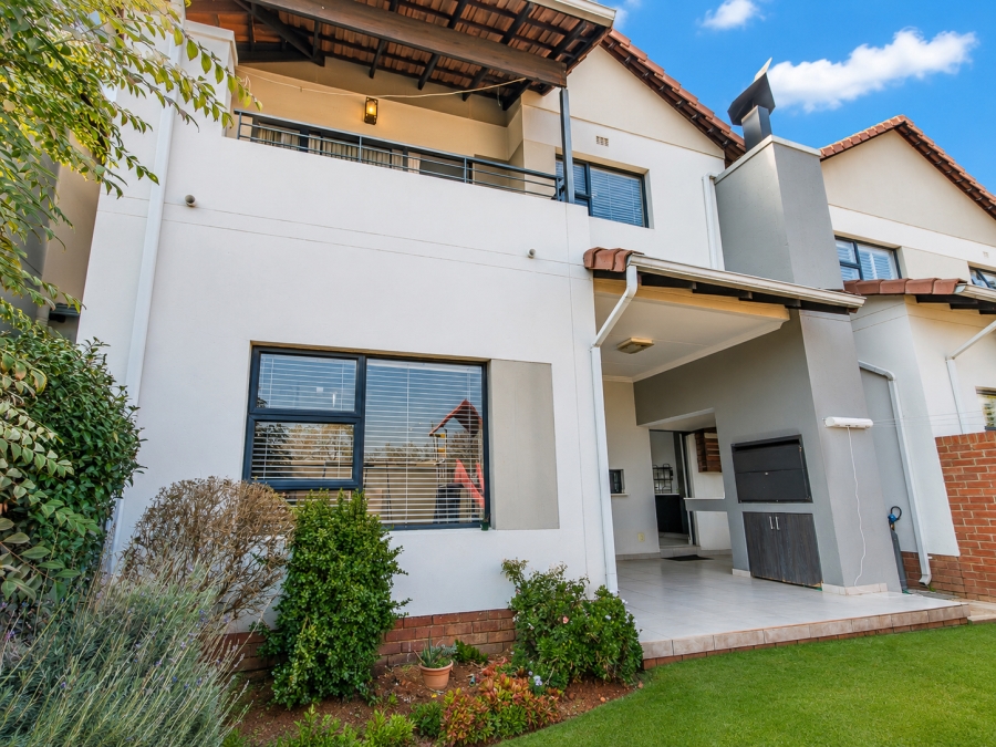 3 Bedroom Property for Sale in Paulshof Gauteng