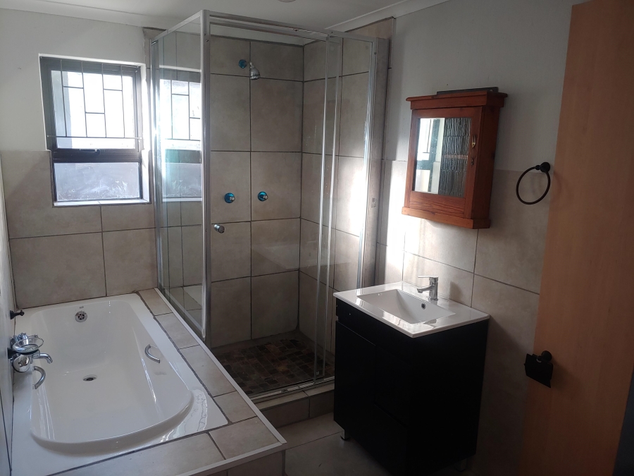 To Let 1 Bedroom Property for Rent in Garsfontein Gauteng