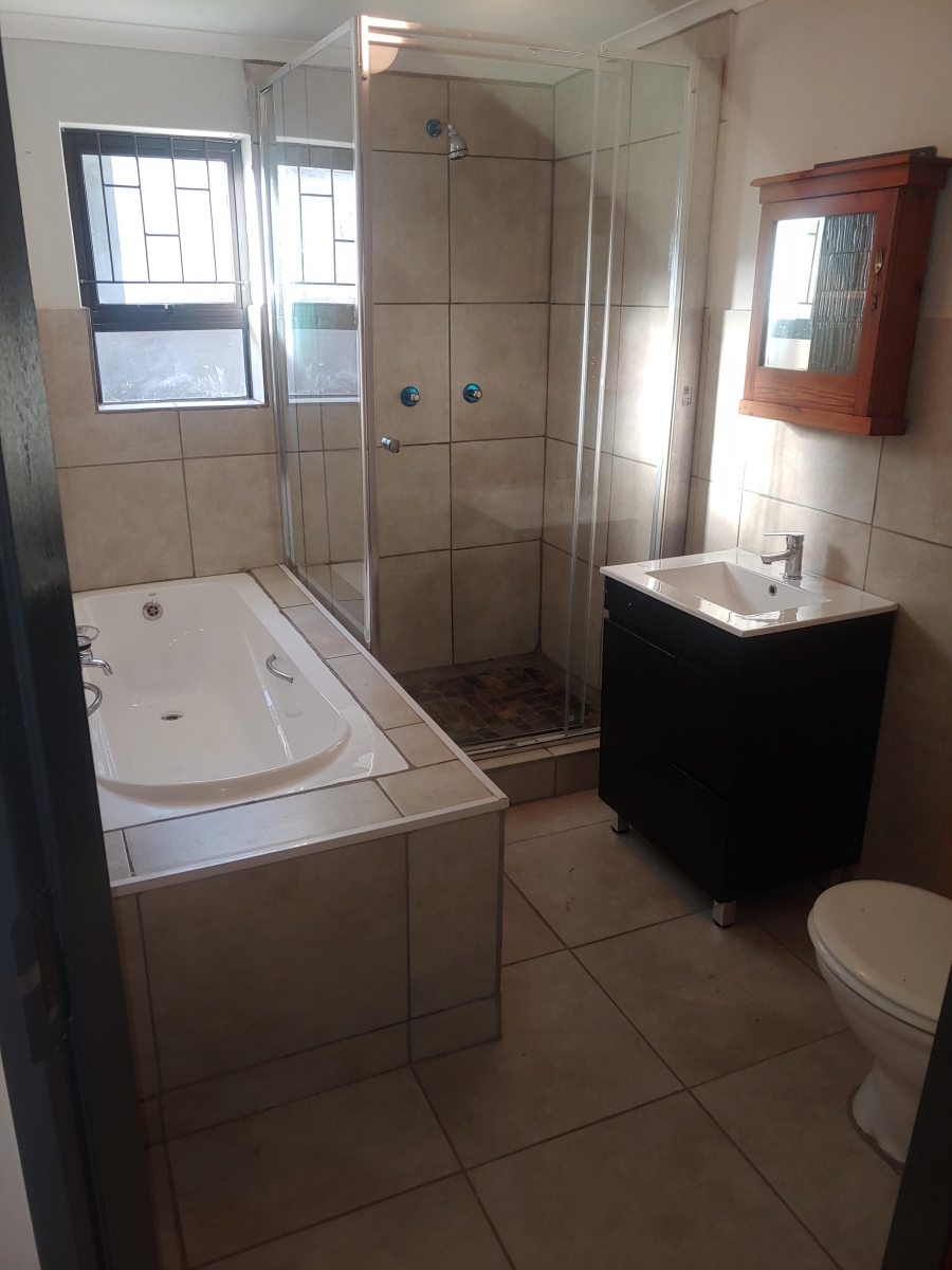 To Let 1 Bedroom Property for Rent in Garsfontein Gauteng