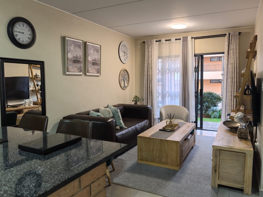 To Let 2 Bedroom Property for Rent in Waterfall Ridge Gauteng