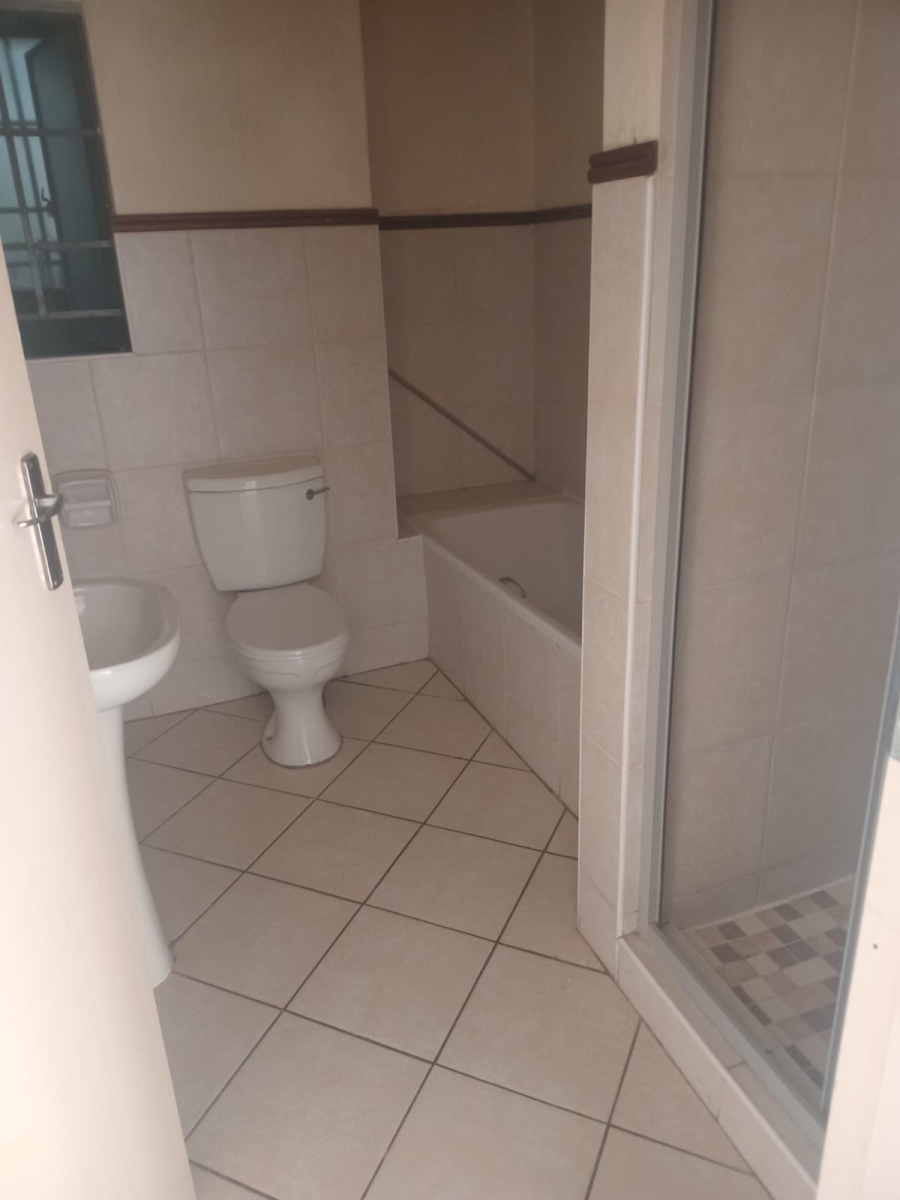 To Let 2 Bedroom Property for Rent in Sagewood Gauteng
