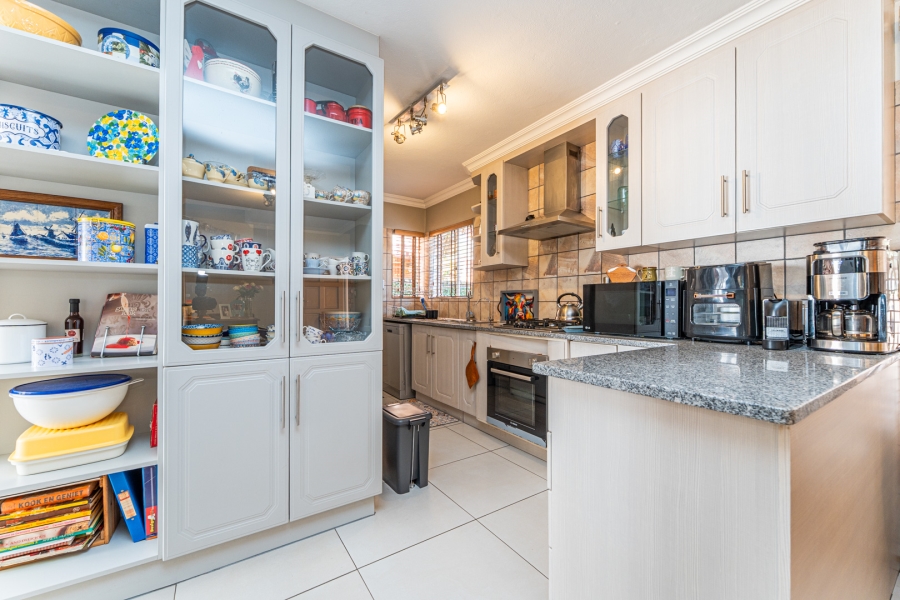 3 Bedroom Property for Sale in Wapadrand Gauteng