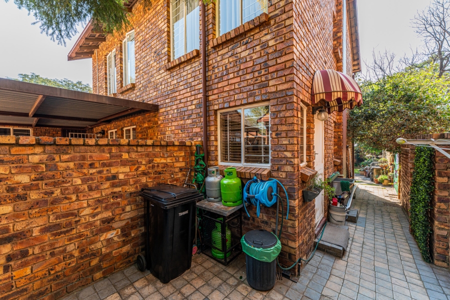 3 Bedroom Property for Sale in Wapadrand Gauteng