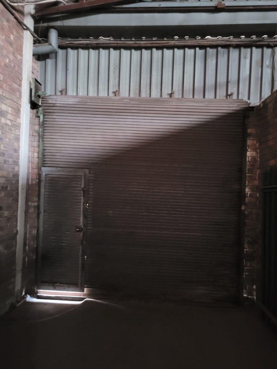 To Let Commercial Property for Rent in Anderbolt Gauteng