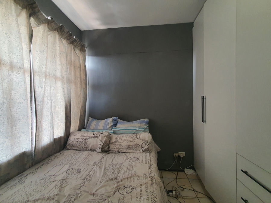 2 Bedroom Property for Sale in Silverton Gauteng