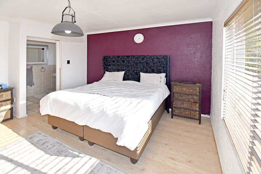 4 Bedroom Property for Sale in Broadacres Gauteng