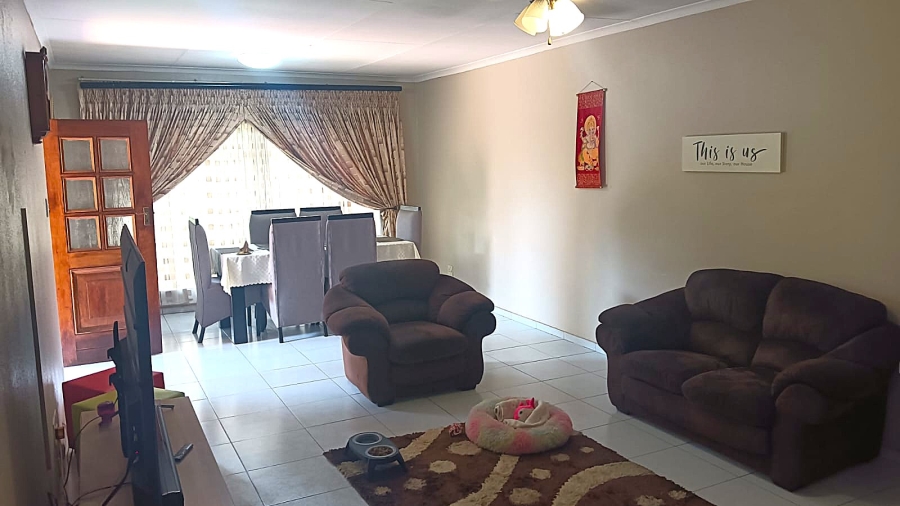 3 Bedroom Property for Sale in Edleen Gauteng