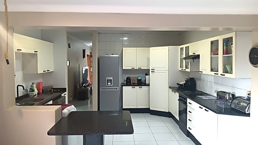 3 Bedroom Property for Sale in Edleen Gauteng